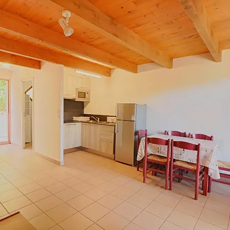 N4 Rez De Jardin La Liscia شقة